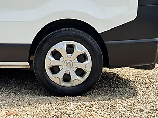 Used 2023 Renault Trafic LH30 Business+ L2-H2 Glacier White - Interior and Exterior details 16
