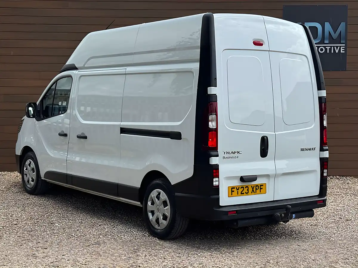 Used 2023 Renault Trafic LH30 Business+ L2-H2 Glacier White - Interior and Exterior details 6