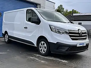 Used 2023 Renault Trafic LL30 Advance White - Interior and Exterior details 2