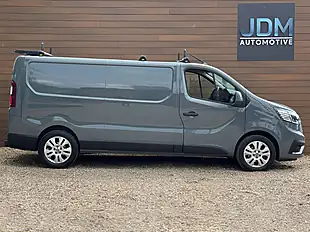 Used 2023 Renault Trafic LL30 Sport Blue Urban Grey - Interior and Exterior details 2