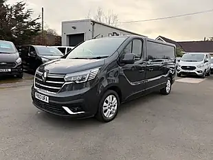 Used 2023 Renault Trafic LL30 Sport Grey - Interior and Exterior details 10