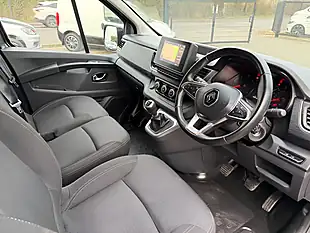 Used 2023 Renault Trafic LL30 Sport Grey - Interior and Exterior details 3