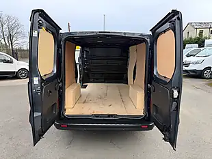 Used 2023 Renault Trafic LL30 Sport Grey - Interior and Exterior details 5