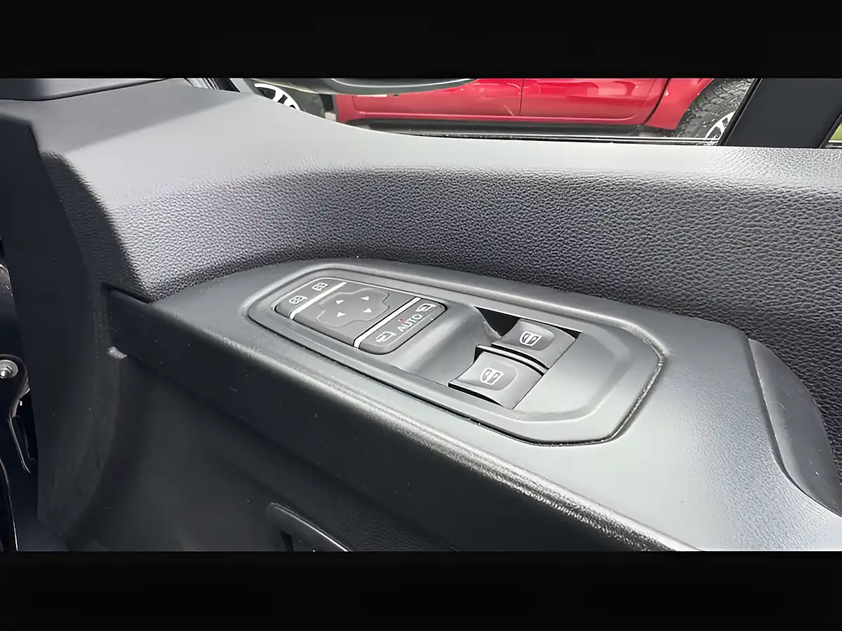 Used 2023 Renault Trafic LL30 Sport+ Slate Grey - Interior and Exterior details 16