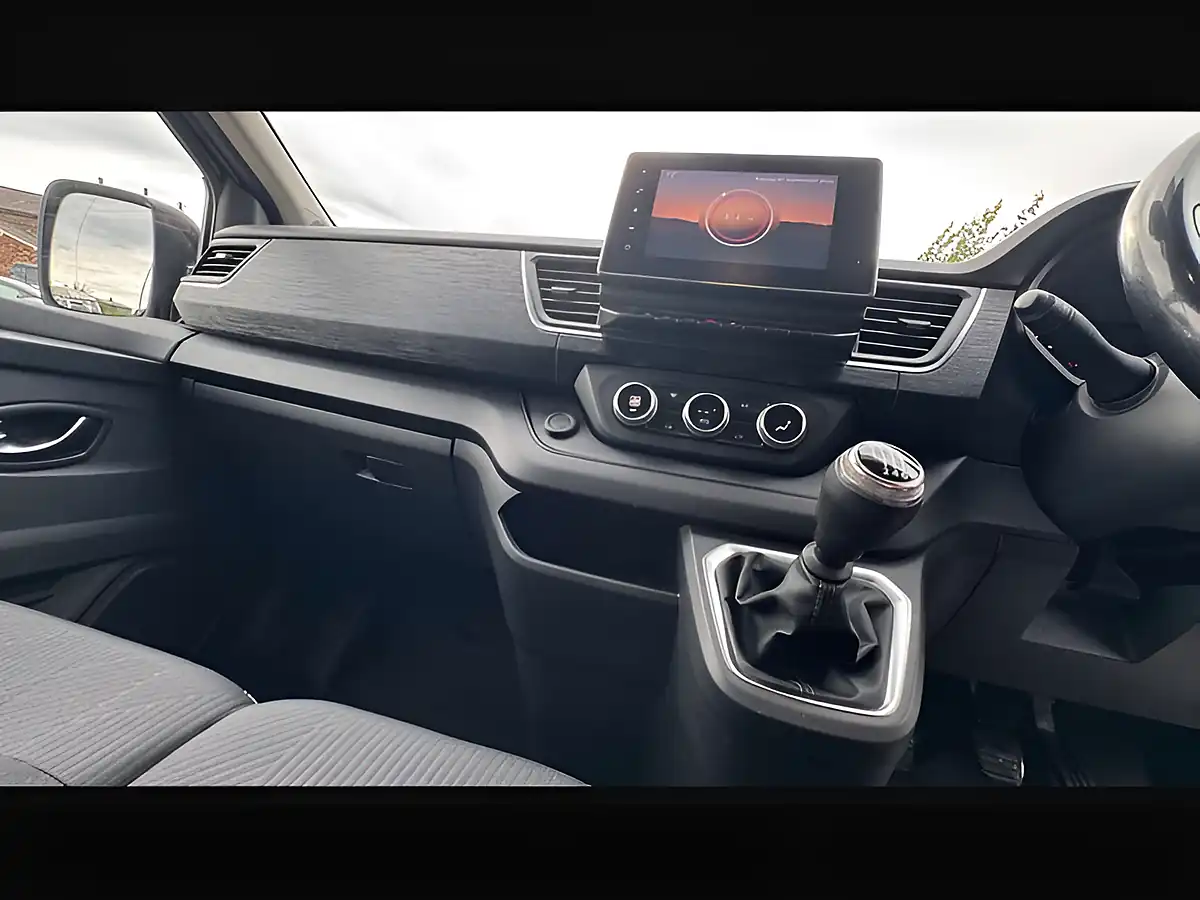 Used 2023 Renault Trafic LL30 Sport+ Slate Grey - Interior and Exterior details 18