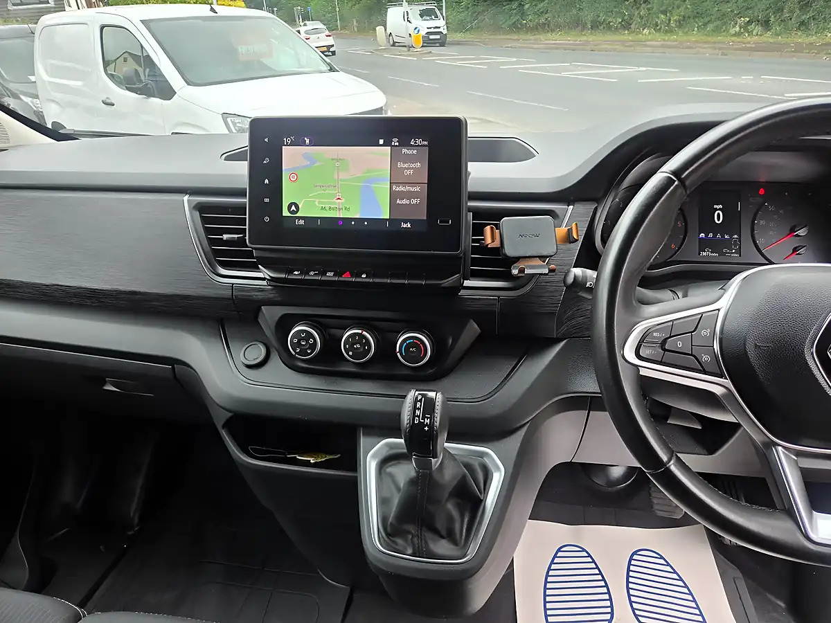 Used 2023 Renault Trafic SL28 Blue Sport Van Edc Auto Black - Interior and Exterior details 15