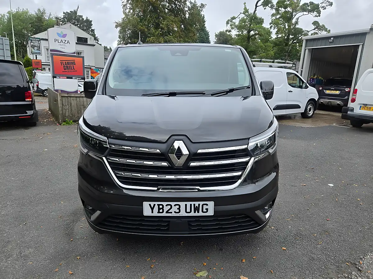 Used 2023 Renault Trafic SL28 Blue Sport Van Edc Auto Black - Interior and Exterior details 2