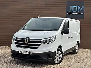 Used 2023 Renault Trafic SL28 Business+ Glacier White - Interior and Exterior details 9
