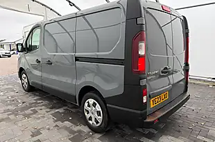 Used 2023 Renault Trafic SL28 Business Grey - Interior and Exterior details 5