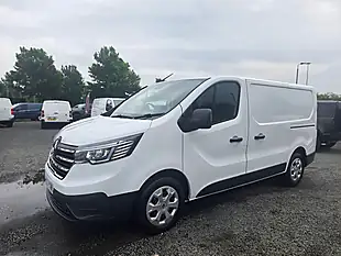 Used 2023 Renault Trafic SL28 Business+ White - Interior and Exterior details 6