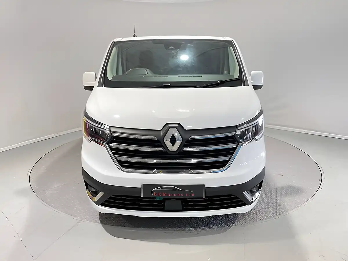 Used 2023 Renault Trafic SL28 Sport Blue Glacier White - Interior and Exterior details 16
