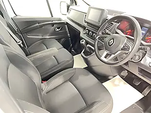 Used 2023 Renault Trafic SL28 Sport Blue Glacier White - Interior and Exterior details 9