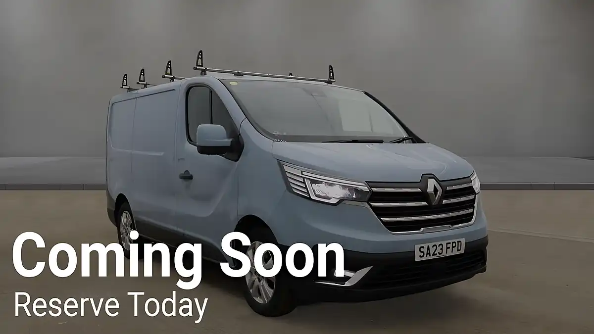 Used 2023 Renault Trafic SL28 Sport Nav Blue - Front View