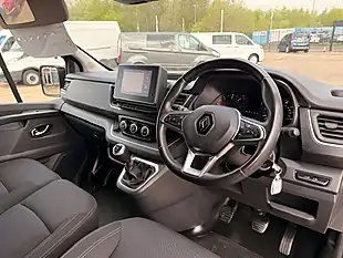 Used 2023 Renault Trafic SL28 Sport White - Interior and Exterior details 18