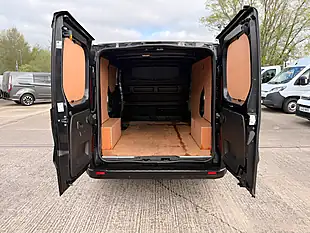 Used 2023 Renault Trafic SL28 Sport White - Interior and Exterior details 5