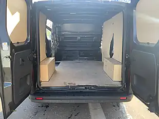 Used 2023 Renault Trafic SL30 Business+ Black - Interior and Exterior details 12