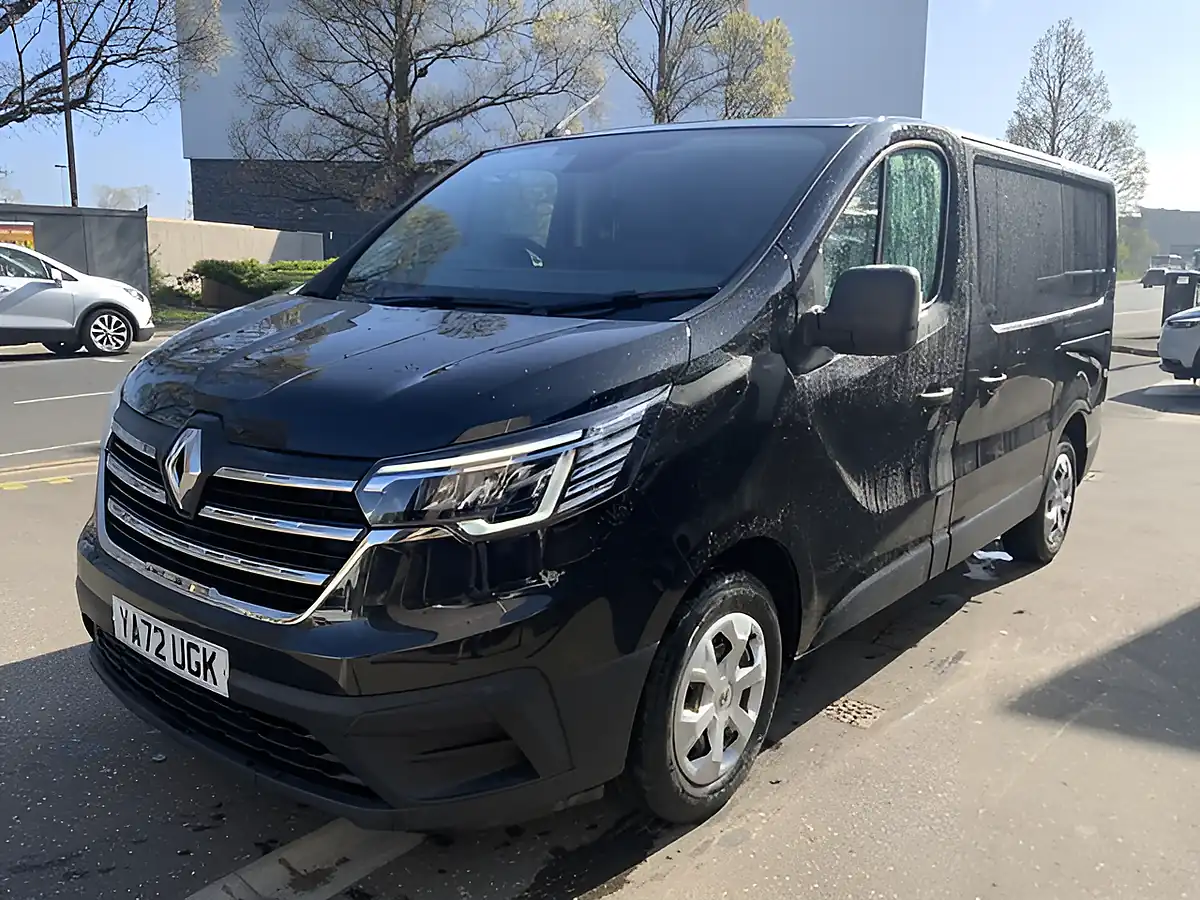 Used 2023 Renault Trafic SL30 Business+ Black - Interior and Exterior details 3