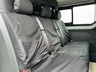 Used 2023 Renault Trafic Sport Crew Van Double Cab White - Interior and Exterior details 17