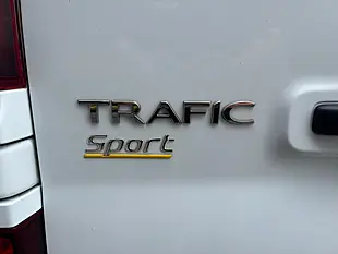 Used 2023 Renault Trafic Sport Glacier White - Interior and Exterior details 10