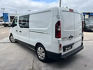 Used 2023 Renault Trafic Sport Glacier White - Interior and Exterior details 3