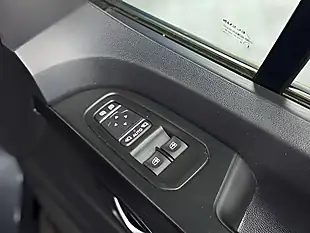Used 2023 Renault Trafic Sport+ Grey - Interior and Exterior details 11