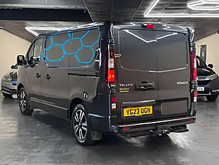 Used 2023 Renault Trafic Sport+ Grey - Interior and Exterior details 5