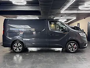Used 2023 Renault Trafic Sport+ Grey - Interior and Exterior details 7