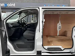 Used 2023 Renault Trafic Sport White - Interior and Exterior details 12