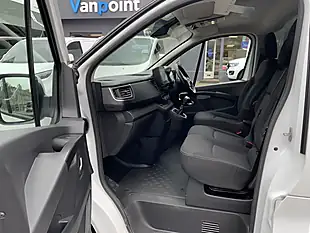 Used 2023 Renault Trafic Sport White - Interior and Exterior details 15