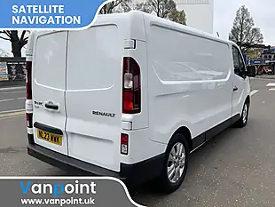 Used 2023 Renault Trafic Sport White - Interior and Exterior details 4
