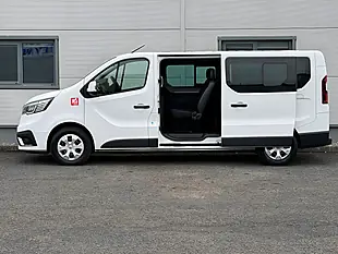 Used 2023 Renault Trafic White - Interior and Exterior details 7