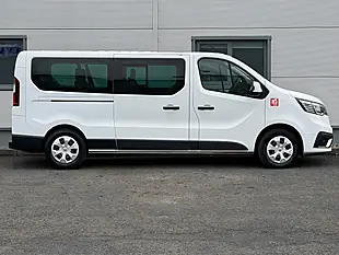 Used 2023 Renault Trafic White - Interior and Exterior details 8