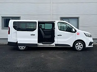 Used 2023 Renault Trafic White - Interior and Exterior details 10