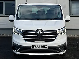 Used 2023 Renault Trafic White - Interior and Exterior details 3