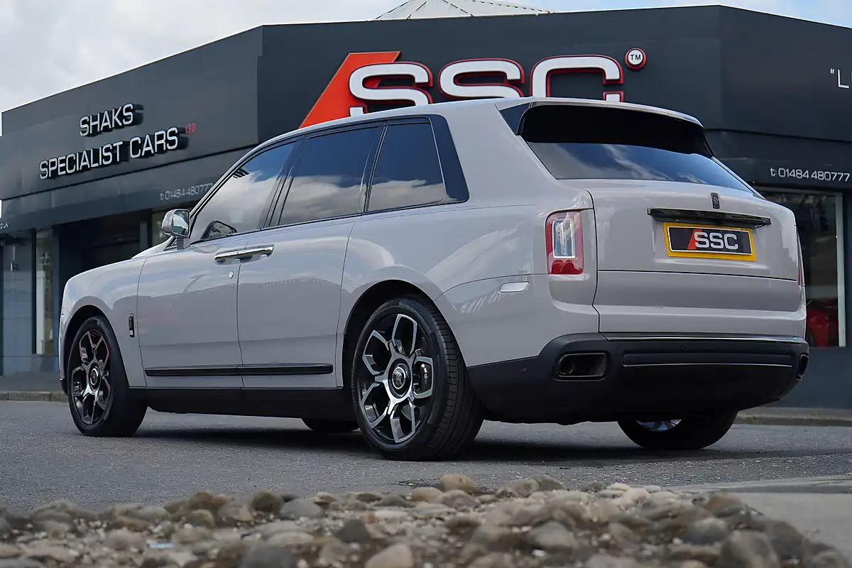 Used 2023 Rolls-Royce Cullinan Black Badge Tempest Grey - Interior and Exterior details 2