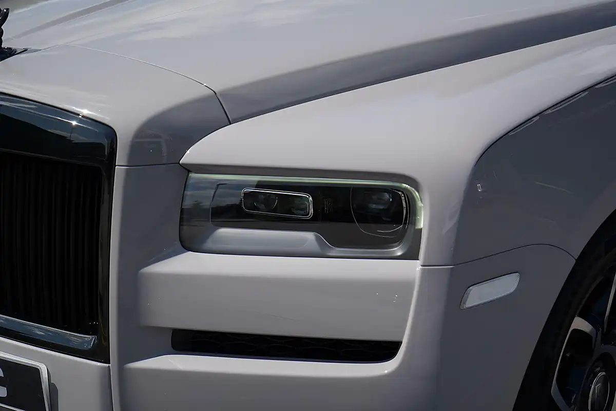 Used 2023 Rolls-Royce Cullinan Black Badge Tempest Grey - Interior and Exterior details 4