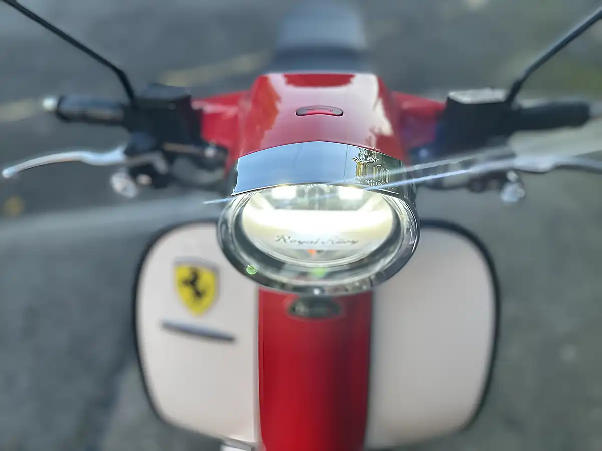 Used 2023 Royal Alloy Tg 125 Lc Burgundy/Ivory - Interior and Exterior details 13