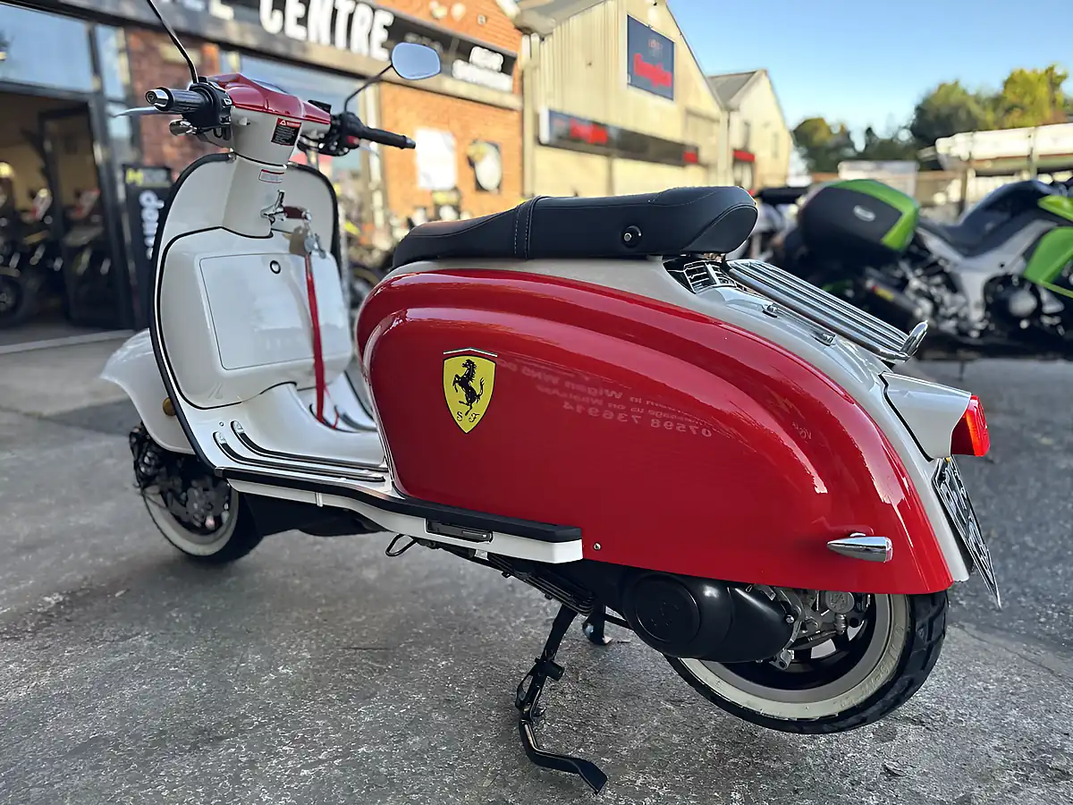 Used 2023 Royal Alloy Tg 125 Lc Burgundy/Ivory - Interior and Exterior details 18