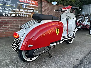 Used 2023 Royal Alloy Tg 125 Lc Burgundy/Ivory - Interior and Exterior details 3