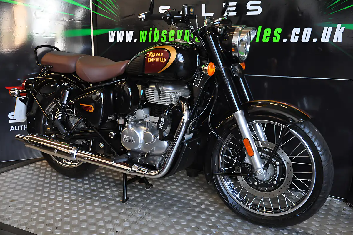 Used 2023 Royal Enfield Classic 350 Black - Interior and Exterior details 13