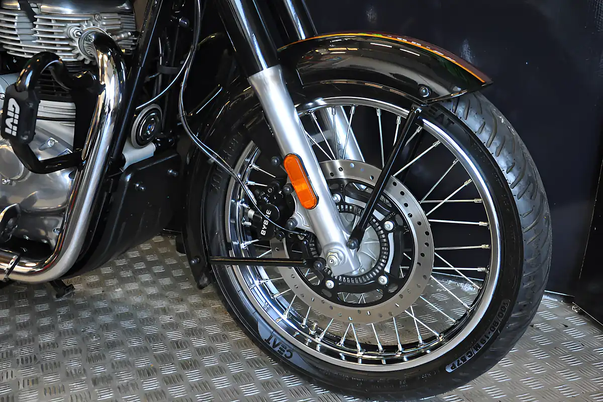 Used 2023 Royal Enfield Classic 350 Black - Interior and Exterior details 14