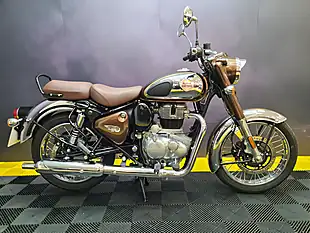 Used 2023 Royal Enfield Classic 350 Chrome/Bronze - Interior and Exterior details 2