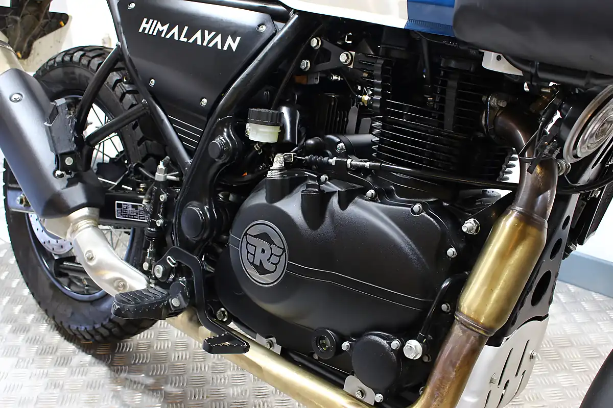 Used 2023 Royal Enfield Himalayan Blue and White - Interior and Exterior details 6