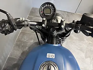 Used 2023 Royal Enfield Hntr 350 Blue and White - Interior and Exterior details 8