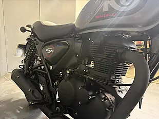 Used 2023 Royal Enfield Hntr 350 Grey and Black - Interior and Exterior details 12