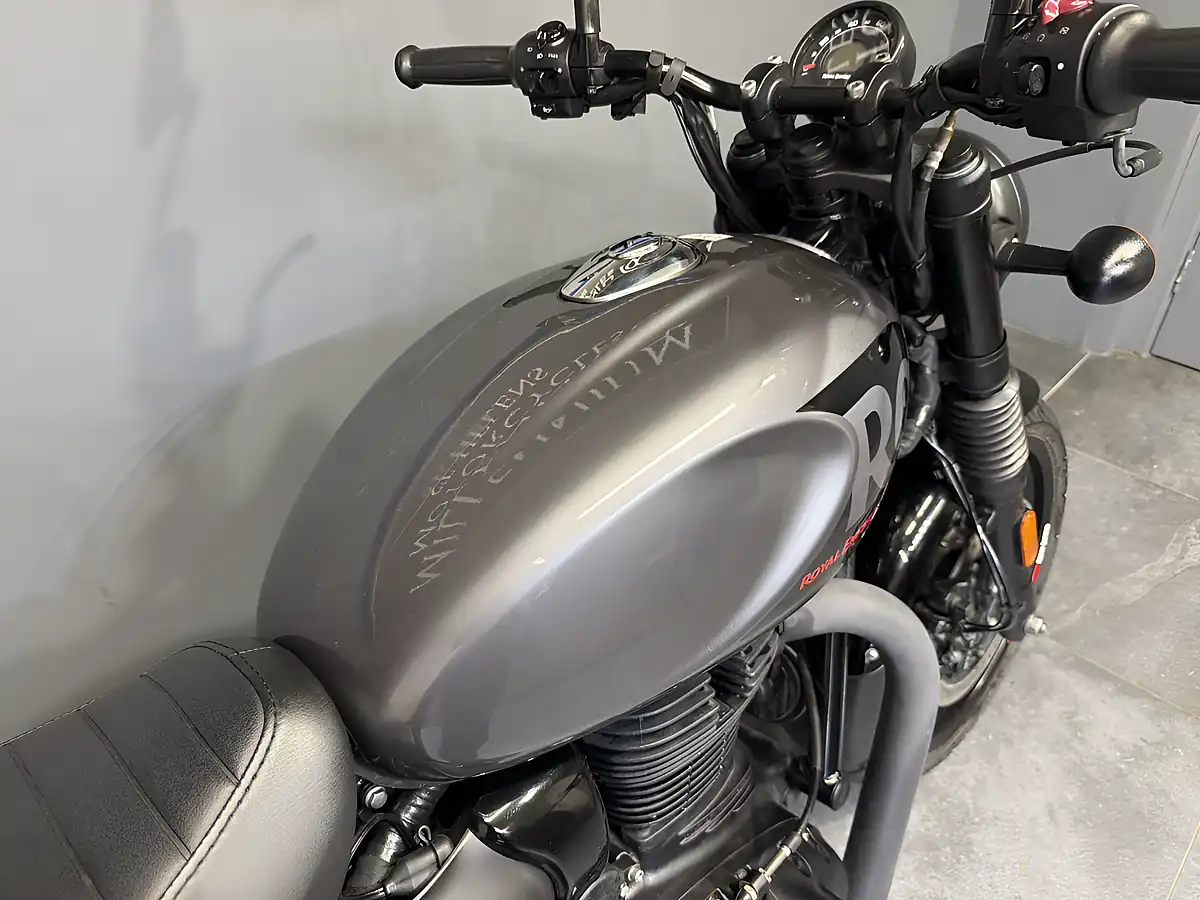 Used 2023 Royal Enfield Hntr 350 Grey and Black - Interior and Exterior details 7