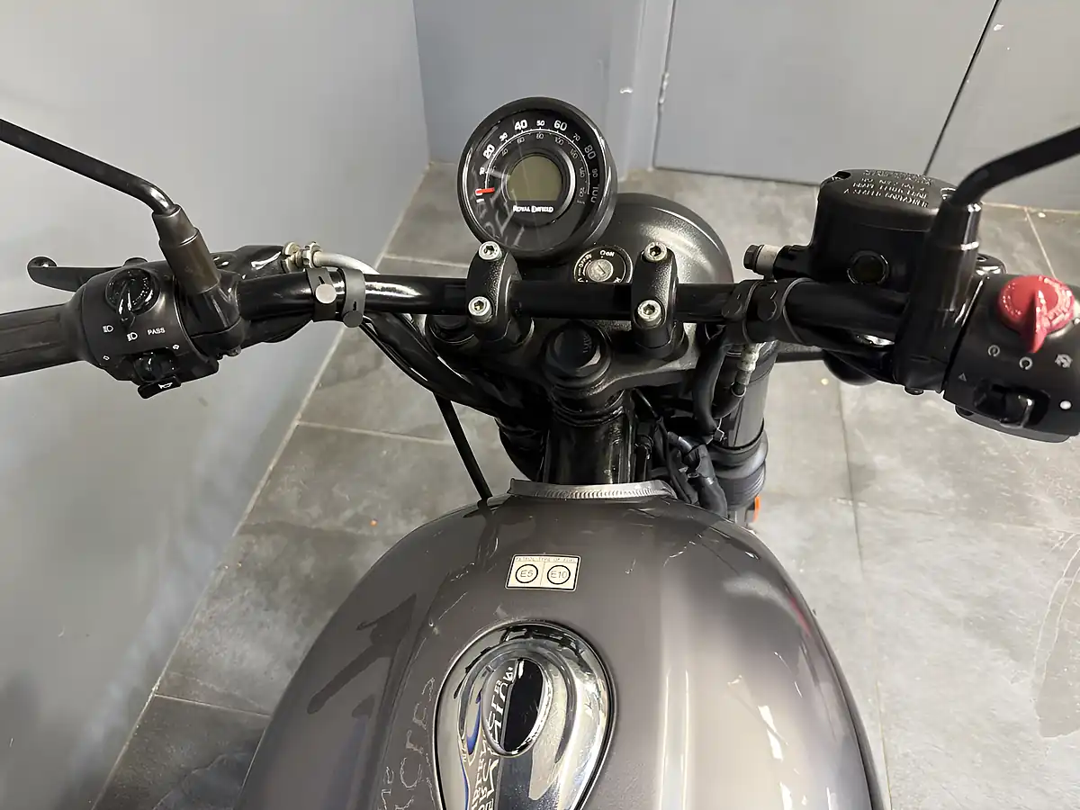 Used 2023 Royal Enfield Hntr 350 Grey and Black - Interior and Exterior details 8