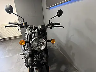 Used 2023 Royal Enfield Hntr 350 Grey and Black - Interior and Exterior details 9