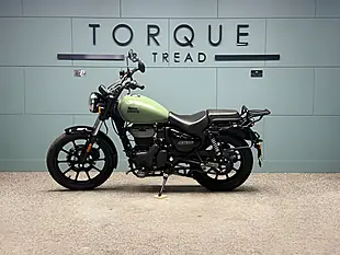 Used 2023 Royal Enfield Meteor 350 Fireball Green - Interior and Exterior details 8