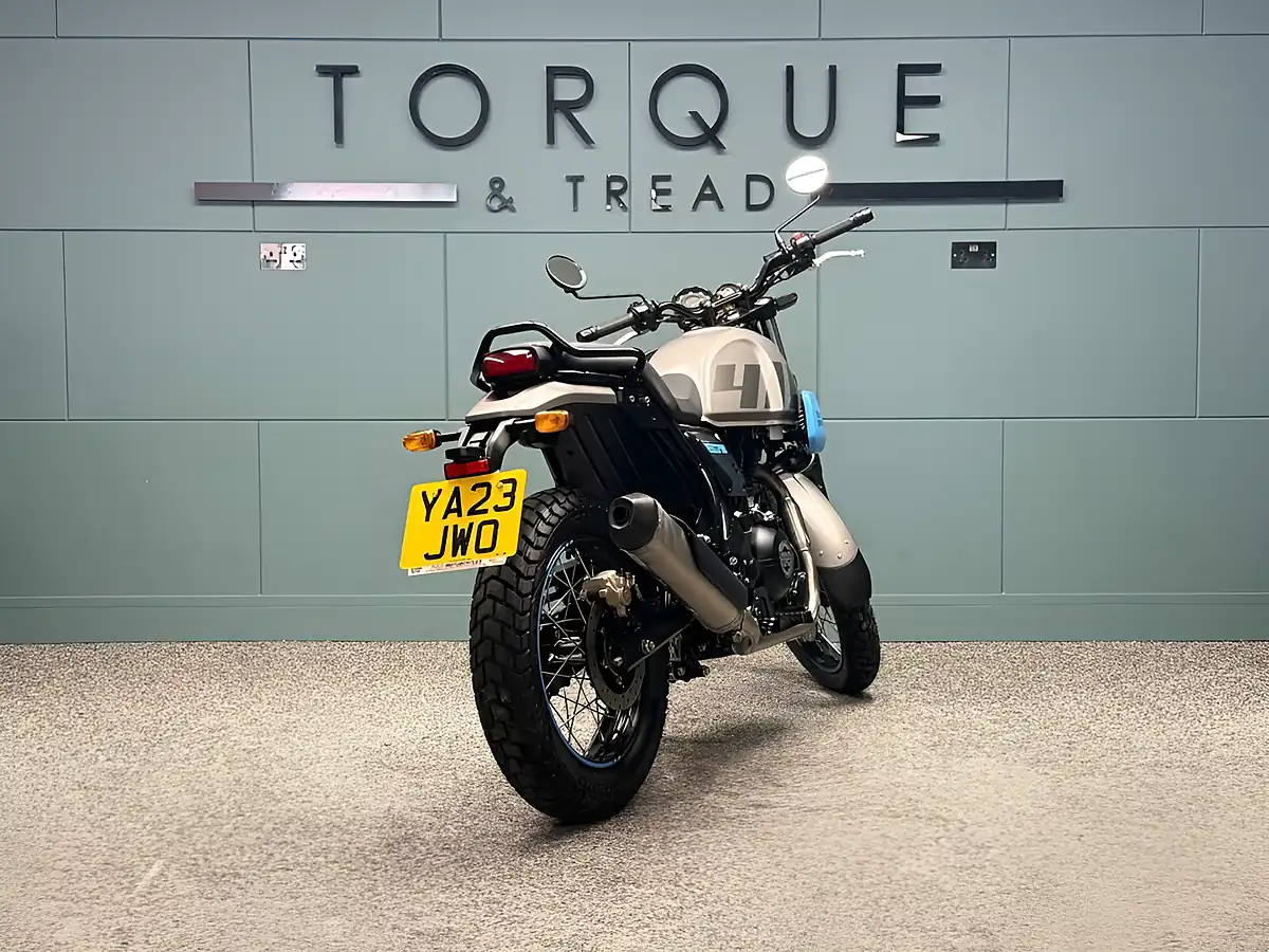 Used 2023 Royal Enfield Scram 411 Adventure Grey - Interior and Exterior details 4